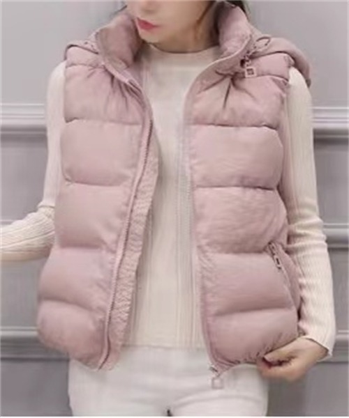 FREE STYLISTS（フリー スタイリスト）の「フード付け中綿ベスト（ダウンベスト・レディース・ホワイト/ピンク/ブラック/カーキ・M/L/XL/2XL）」の4枚目の写真