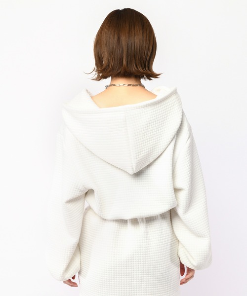 SPIRALGIRL(スパイラルガール)の「キルティングZIPショートパーカー<セットアップ可能>(パーカー・レディース・ホワイト/ブラック・FREE)」の10枚目の写真