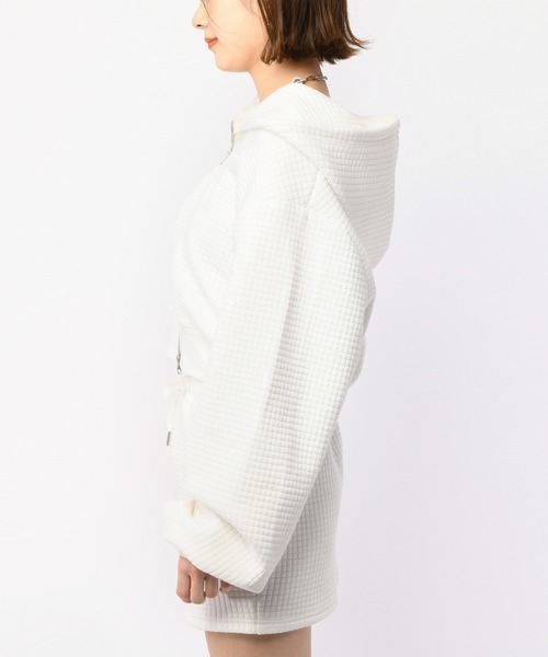SPIRALGIRL(スパイラルガール)の「キルティングZIPショートパーカー<セットアップ可能>(パーカー・レディース・ホワイト/ブラック・FREE)」の9枚目の写真