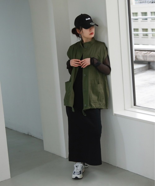 feepur（フェピュール）の「スタンドカラーミリタリーベスト（ベスト・レディース・ブラック/カーキ・MEDIUM）」の7枚目の写真