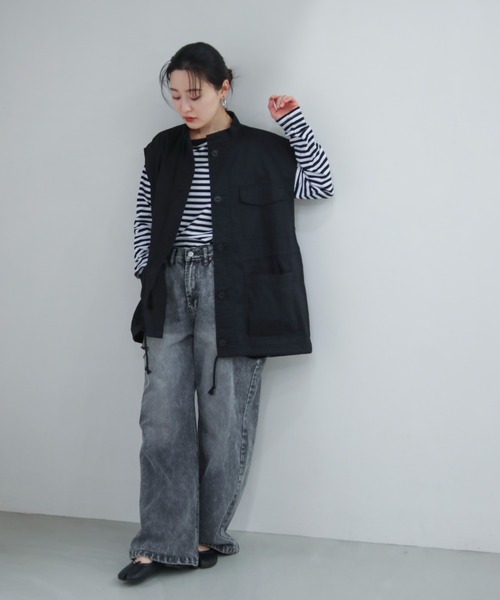 feepur（フェピュール）の「スタンドカラーミリタリーベスト（ベスト・レディース・ブラック/カーキ・MEDIUM）」の5枚目の写真