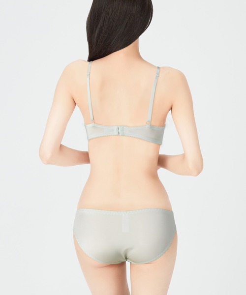 fran de lingerie（フランデランジェリー）の「ブラ＆ショーツ