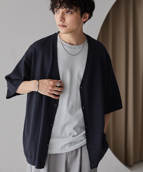 MONO-MART（モノマート）の「ボリュームニットルーズ半袖カーディガン（カーディガン/ボレロ・メンズ・チャコール/ベージュ/ネイビー/ブラック系1/ホワイト系2/ライトブルー/ブラック/オリーブ/アイボリー/ブラック系2/ブラック系3/ライトグレー/ライトブラウン/ブルー/ホワイト系3/ホワイト系4/ブラック系4/グレー系・M/L/S）」の17枚目の写真