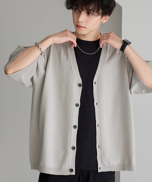 MONO-MART（モノマート）の「ボリュームニットルーズ半袖カーディガン（カーディガン/ボレロ・メンズ・チャコール/ベージュ/ネイビー/ブラック系1/ホワイト系2/ライトブルー/ブラック/オリーブ/アイボリー/ブラック系2/ブラック系3/ライトグレー/ライトブラウン/ブルー/ホワイト系3/ホワイト系4/ブラック系4/グレー系・M/L/S）」の10枚目の写真