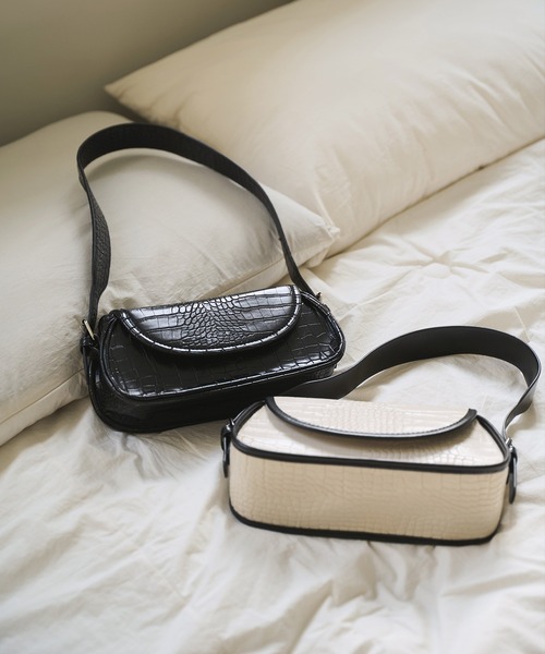 UNE MANSION(ユヌマンション)の「クロコ2WAYバッグ(IVORY)(ハンドバッグ・レディース・アイボリー・ONE SIZE)」の8枚目の写真