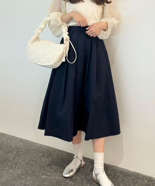 flower（フラワー）の「キルティングギャザーバッグ（ショルダーバッグ・レディース・アイボリー・FREE）」の19枚目の写真