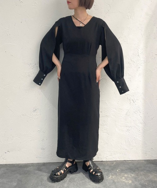 apres jour mignon(アプレジュールミニョン)の「袖スリットワンピース【ZOZOTOWN限定アイテム】(ワンピース・レディース・ブラック/ブラック系その他・X-LARGE/MEDIUM/SMALL)」の8枚目の写真