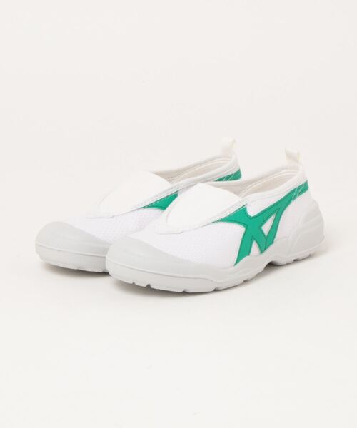 MoonStar(ムーンスター)の「【MoonStar/ムーンスター】バイオ LT 01 上履き(スリッポン・キッズ・ブルー/ホワイト/レッド/グリーン・18.0cm/19.0cm/20.0cm/21.0cm/22.0cm/17.0cm/19.5cm/20.5cm/21.5cm/22.5cm/23.0cm/23.5cm/24.0cm/16.0cm)」の3枚目の写真