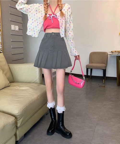 Silly(シリー)の「デニムプリーツミニスカート(デニムスカート・レディース・グレー/チャコールグレー/ブラック・SMALL/MEDIUM/LARGE)」の3枚目の写真