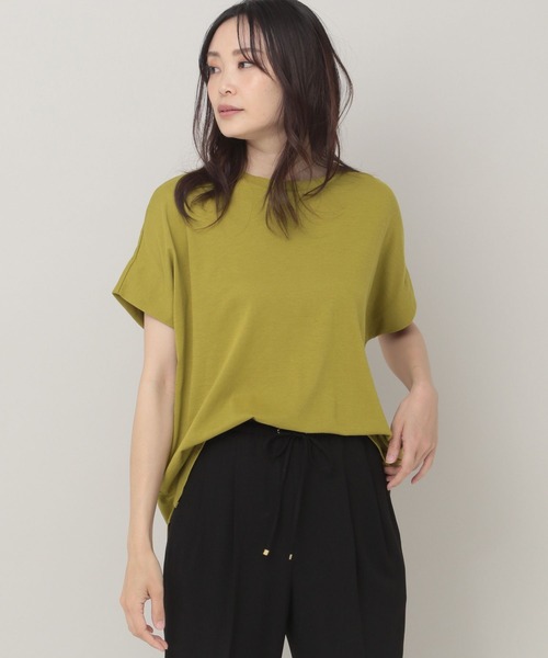 Elura（エルーラ）の「ひやっとタッチドルマンT（Tシャツ/カットソー・レディース・イエロー/ブラウン/ホワイト/ブラック/ピンクベージュ/グレー・LARGE/MEDIUM/SMALL）」の5枚目の写真