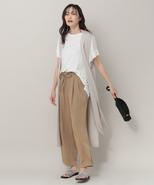 Elura（エルーラ）の「ひやっとタッチドルマンT（Tシャツ/カットソー・レディース・イエロー/ブラウン/ホワイト/ブラック/ピンクベージュ/グレー・LARGE/MEDIUM/SMALL）」の19枚目の写真