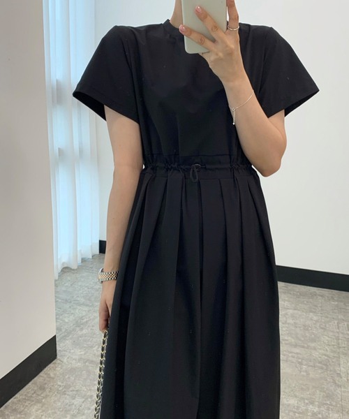 VitaFelice(ヴィータフェリーチェ)の「ウエスト プリーツ ロング ワンピース(ワンピース・レディース・グレー/ブラック/キャメル・FREE)」の17枚目の写真
