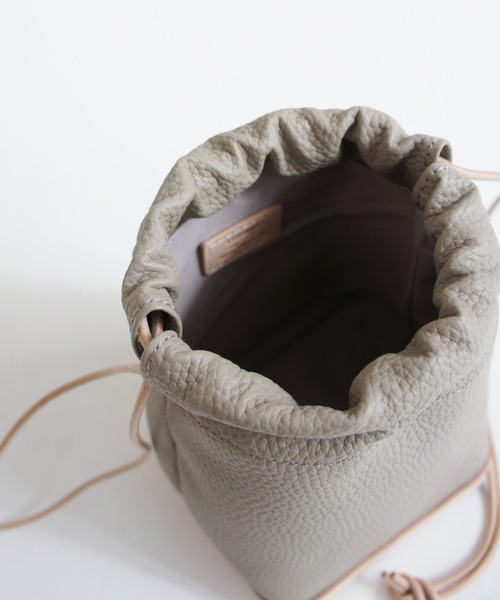 TIDEWAY(タイドウェイ)の「Pd DRAW STRING BAG(ショルダーバッグ・レディース・グレー/ブラウン/グレイッシュベージュ/ブラック・FREE)」の13枚目の写真