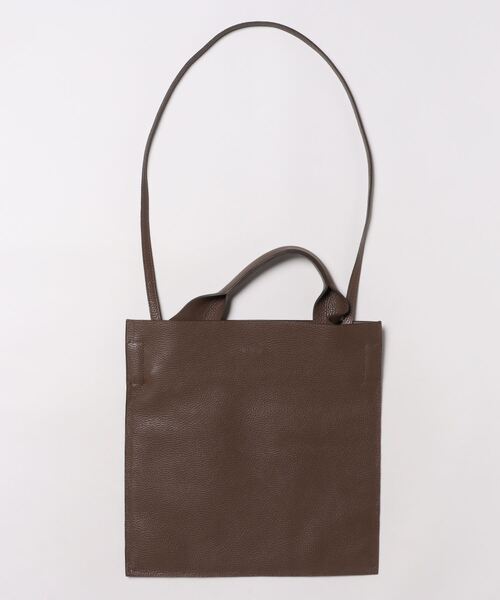 arron（アローン）の「【arron】シュリンクレザートートバッグ(Q36348)（トートバッグ・レディース・ブラウン・ALL）」の2枚目の写真