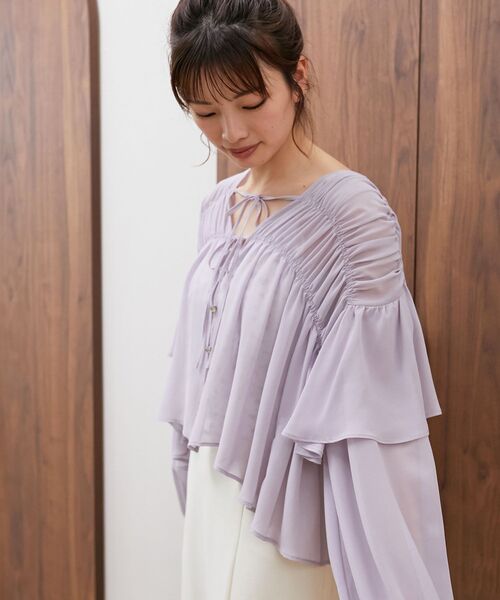MAJESTIC LEGON(マジェスティックレゴン)の「ボリュームギャザーブラウス(シャツ/ブラウス・レディース・ライトグレー/ピンク/アイボリー・MEDIUM)」の12枚目の写真
