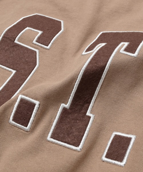 GLAZOS（グラソス）の「フロントグラフィックアップリケ刺繍長袖Tシャツ（Tシャツ/カットソー・キッズ・ホワイト/ベージュ/ネイビー・140cm/150cm/160cm/170cm/130cm）」の14枚目の写真