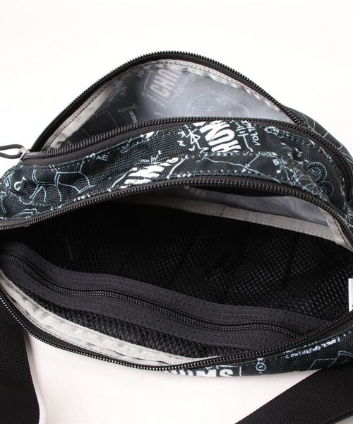 CHUMS(チャムス)の「【CHUMS/チャムス】 Recycle Small Oval Waist Pack(ショルダーバッグ・レディース・ブラック/ブラウン/その他2/その他3/その他1/ネイビー/グレイッシュベージュ/レッド/その他7/その他4/その他6/その他5/ブルー・FREE)」の20枚目の写真