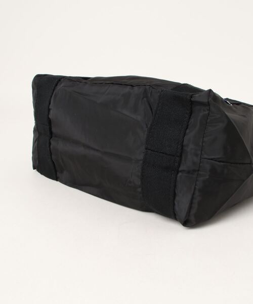 KAKSI（カクシ）の「KAKSI /カクシ / Packable Shoulder Bag M（ショルダーバッグ・レディース・ブラック/ベージュ/グレー/ピンク/カーキ・ONESIZE）」の11枚目の写真