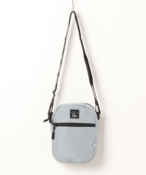 KAKSI（カクシ）の「KAKSI /カクシ / Packable Shoulder Bag M（ショルダーバッグ・レディース・ブラック/ベージュ/グレー/ピンク/カーキ・ONESIZE）」の21枚目の写真