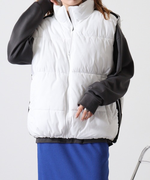 SUGGESTION(サジェッション)の「SUGGESTION 中綿スタンドベスト(ダウンベスト・メンズ・ブラック/ブラック系その他/ホワイト系その他/チャコール/ホワイト・M/L)」の6枚目の写真