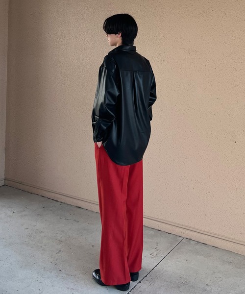 PICSAS（ピクサス）の「【PICSAS】フェイクレザーオーバーサイズシャツ（シャツ/ブラウス・メンズ・ブラック/ダークブラウン・M/L）」の7枚目の写真