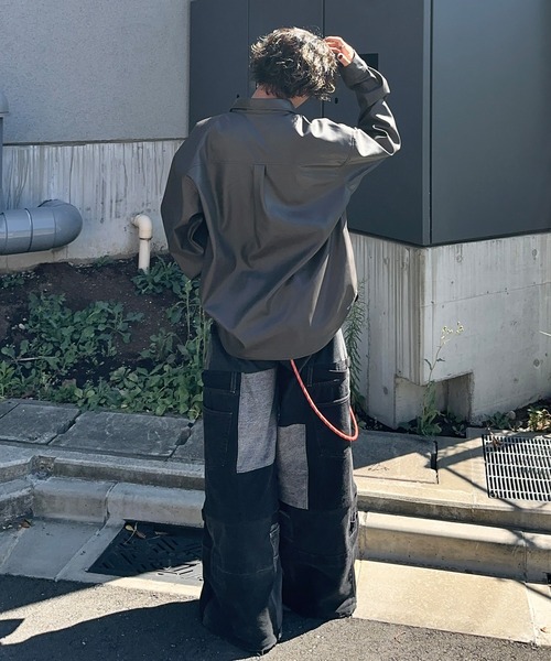 PICSAS（ピクサス）の「【PICSAS】フェイクレザーオーバーサイズシャツ（シャツ/ブラウス・メンズ・ブラック/ダークブラウン・M/L）」の14枚目の写真