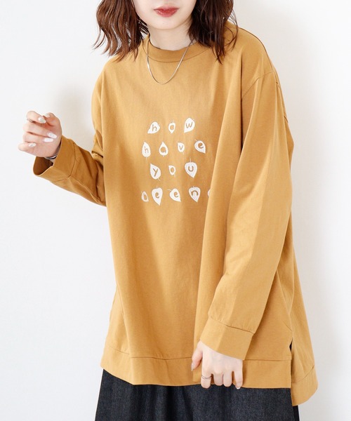 Emago(イマゴ)の「EMAGO 葉っぱロゴ刺繍チュニック(Tシャツ/カットソー・レディース・ベージュ/マスタード/ネイビー・FREE)」の7枚目の写真