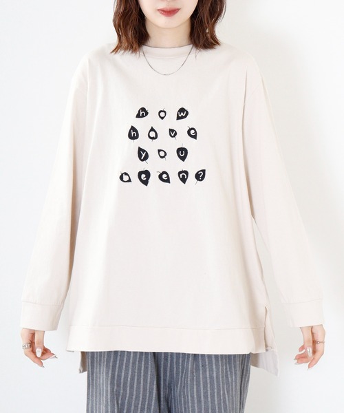 Emago(イマゴ)の「EMAGO 葉っぱロゴ刺繍チュニック(Tシャツ/カットソー・レディース・ベージュ/マスタード/ネイビー・FREE)」の22枚目の写真
