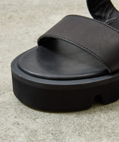And A（アンドエー）の「PADRONE パドローネ / BACK STRAP SANDALS with Chunky Sole バックストラップサンダル チャンキーソール / PU2308-3206（サンダル・メンズ・ブラック・40/41/42）」の21枚目の写真