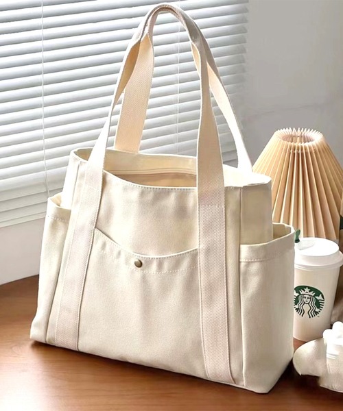 Anuenue(アヌエヌエ)の「4ポケット付きトートバッグ(トートバッグ・レディース・ブラック/ホワイト・FREE)」の10枚目の写真