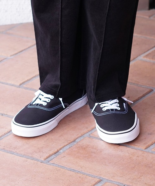 VANS（バンズ）の「VANS CLASSICS / バンズ クラシック：AUTHENTIC：VN000EE3[REA]（スニーカー・メンズ・ホワイト/ブラック/ブラック×ブラック・27cm/27.5cm/26cm/26.5cm/28cm/23.5cm/28.5cm/24.5cm）」の11枚目の写真