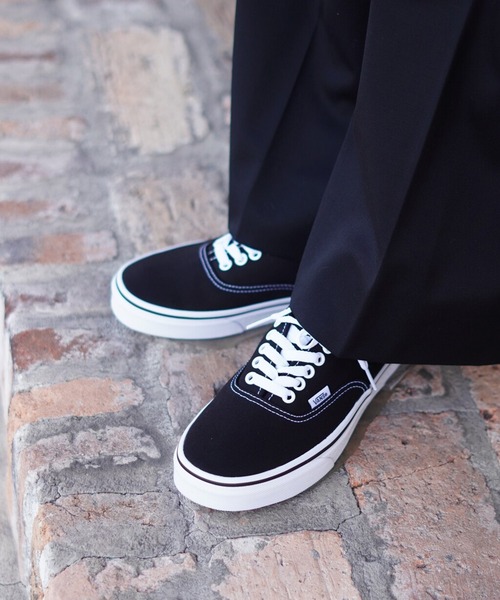 VANS（バンズ）の「VANS CLASSICS / バンズ クラシック：AUTHENTIC：VN000EE3[REA]（スニーカー・メンズ・ホワイト/ブラック/ブラック×ブラック・27cm/27.5cm/26cm/26.5cm/28cm/23.5cm/28.5cm/24.5cm）」の7枚目の写真