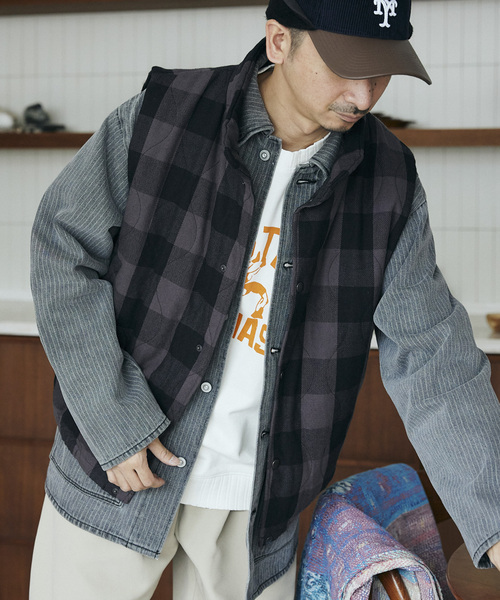 JOURNAL STANDARD relume（ジャーナルスタンダード　レリューム）の「【FROSTPROOF / フロストプルーフ】別注 PUFF ベスト（ベスト・メンズ・ブラック/レッド・MEDIUM/LARGE）」の10枚目の写真