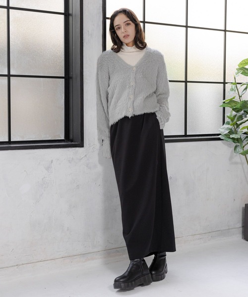 LAKOLE（ラコレ）の「7ゲージシャギーカーディガン / 995790（カーディガン/ボレロ・レディース・オフホワイト/グレー/ライトブルー・SMALL/MEDIUM）」の4枚目の写真