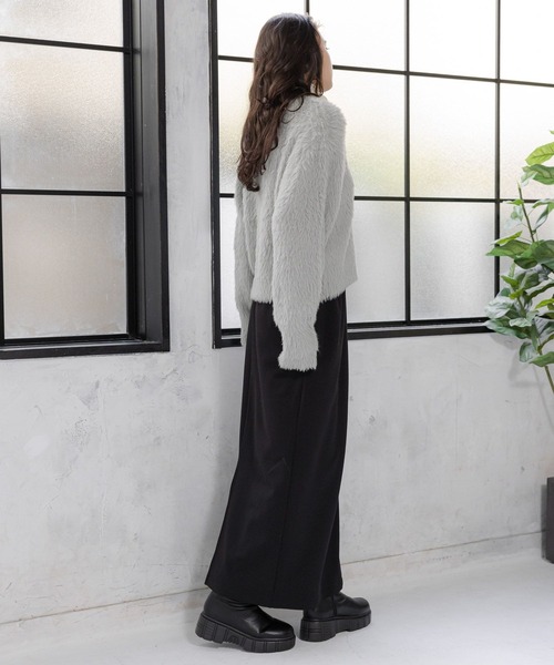 LAKOLE（ラコレ）の「7ゲージシャギーカーディガン / 995790（カーディガン/ボレロ・レディース・オフホワイト/グレー/ライトブルー・SMALL/MEDIUM）」の16枚目の写真