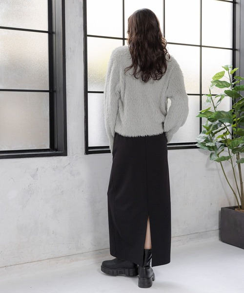 LAKOLE（ラコレ）の「7ゲージシャギーカーディガン / 995790（カーディガン/ボレロ・レディース・オフホワイト/グレー/ライトブルー・SMALL/MEDIUM）」の10枚目の写真