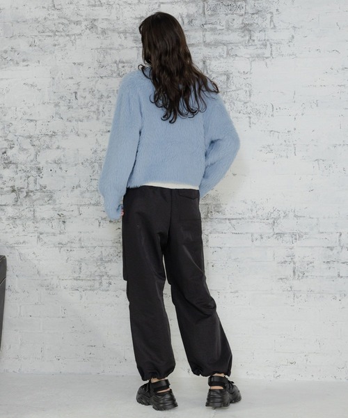 LAKOLE（ラコレ）の「7ゲージシャギーカーディガン / 995790（カーディガン/ボレロ・レディース・オフホワイト/グレー/ライトブルー・SMALL/MEDIUM）」の17枚目の写真