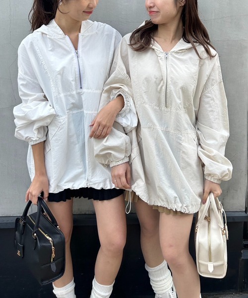 one after another NICE CLAUP（ワンアフターアナザーナイスクラップ）の「アノラックパーカー【ZOZO限定商品】（ナイロンジャケット・レディース・オフホワイト/アイボリー/ブラック・FREE）」の19枚目の写真