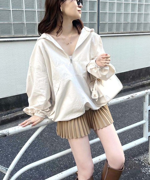 one after another NICE CLAUP（ワンアフターアナザーナイスクラップ）の「アノラックパーカー【ZOZO限定商品】（ナイロンジャケット・レディース・オフホワイト/アイボリー/ブラック・FREE）」の11枚目の写真