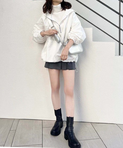 one after another NICE CLAUP（ワンアフターアナザーナイスクラップ）の「アノラックパーカー【ZOZO限定商品】（ナイロンジャケット・レディース・オフホワイト/アイボリー/ブラック・FREE）」の16枚目の写真