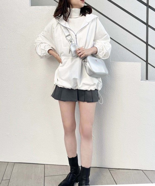 one after another NICE CLAUP（ワンアフターアナザーナイスクラップ）の「アノラックパーカー【ZOZO限定商品】（ナイロンジャケット・レディース・オフホワイト/アイボリー/ブラック・FREE）」の17枚目の写真