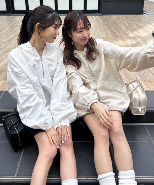 one after another NICE CLAUP（ワンアフターアナザーナイスクラップ）の「アノラックパーカー【ZOZO限定商品】（ナイロンジャケット・レディース・オフホワイト/アイボリー/ブラック・FREE）」の18枚目の写真