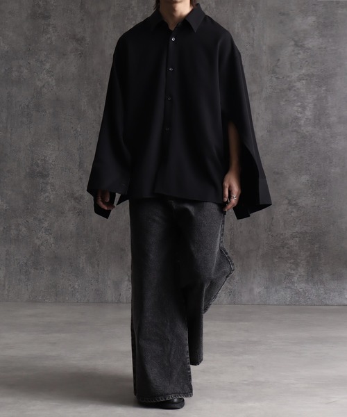 Art re A select（アトリエセレクト）の「シルキースムース 2wayアームスリット ボリュームスリーブ オーバーサイズシャツ（シャツ/ブラウス・メンズ・ホワイト/ブラック・M/L）」の15枚目の写真
