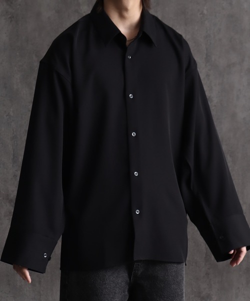 Art re A select（アトリエセレクト）の「シルキースムース 2wayアームスリット ボリュームスリーブ オーバーサイズシャツ（シャツ/ブラウス・メンズ・ホワイト/ブラック・M/L）」の20枚目の写真