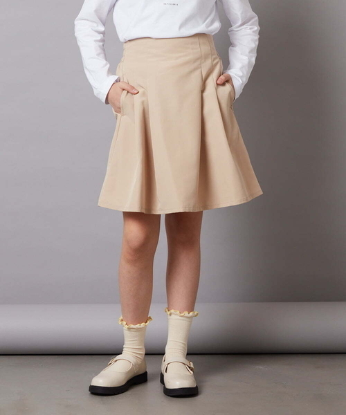 a.v.v（アーヴェヴェ）の「[100-130]【セットアップ対応】ハイウエストタックスカート（スカート・キッズ・ネイビー/ベージュ・100/110/120/130）」の3枚目の写真