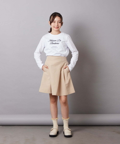 a.v.v（アーヴェヴェ）の「[100-130]【セットアップ対応】ハイウエストタックスカート（スカート・キッズ・ネイビー/ベージュ・100/110/120/130）」の7枚目の写真