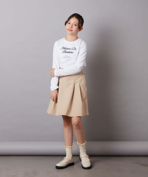 a.v.v（アーヴェヴェ）の「[100-130]【セットアップ対応】ハイウエストタックスカート（スカート・キッズ・ネイビー/ベージュ・100/110/120/130）」の8枚目の写真