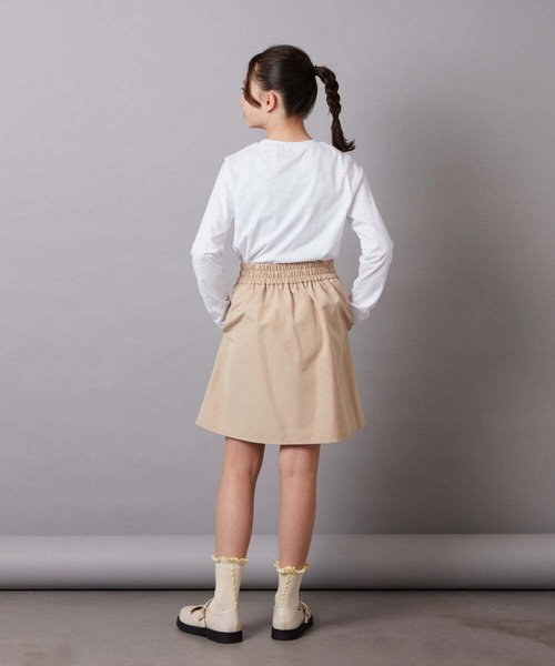 a.v.v（アーヴェヴェ）の「[100-130]【セットアップ対応】ハイウエストタックスカート（スカート・キッズ・ネイビー/ベージュ・100/110/120/130）」の10枚目の写真