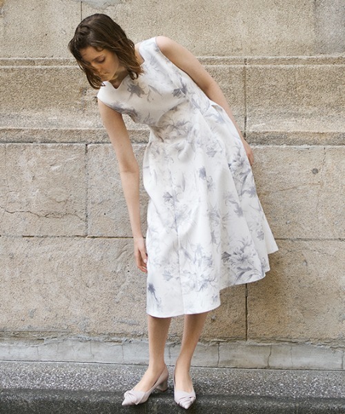 CELFORD（セルフォード）の「スカラネックフィット＆フレアワンピース