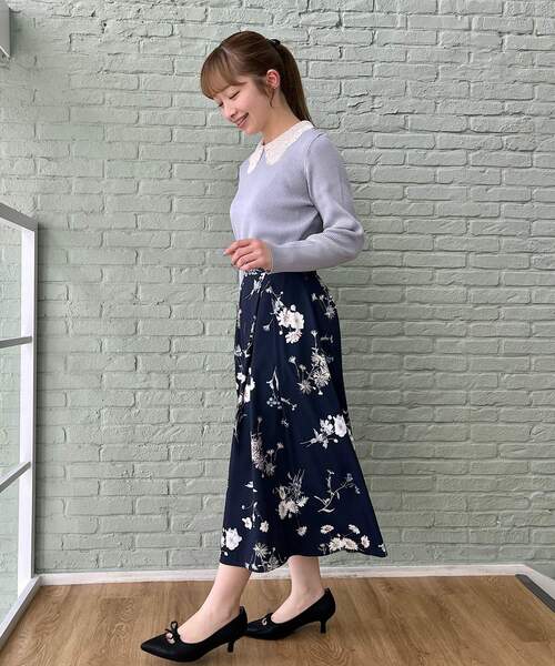 couture brooch（クチュールブローチ）の「◆【オンオフ使える】ボタニカルフラワータックスカート（スカート・レディース・サックスブルー系/ネイビー系/ベージュ系その他4・42/36/40/38）」の13枚目の写真